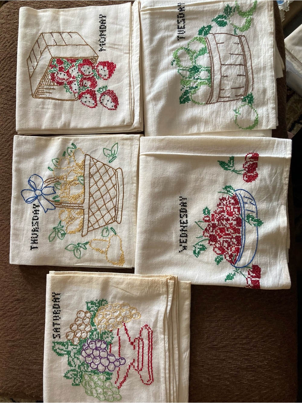 Vintage Embroidered Fruit Kitchen Napkins - Set of 5